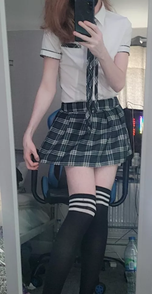 Skirt is cute right? 😍
