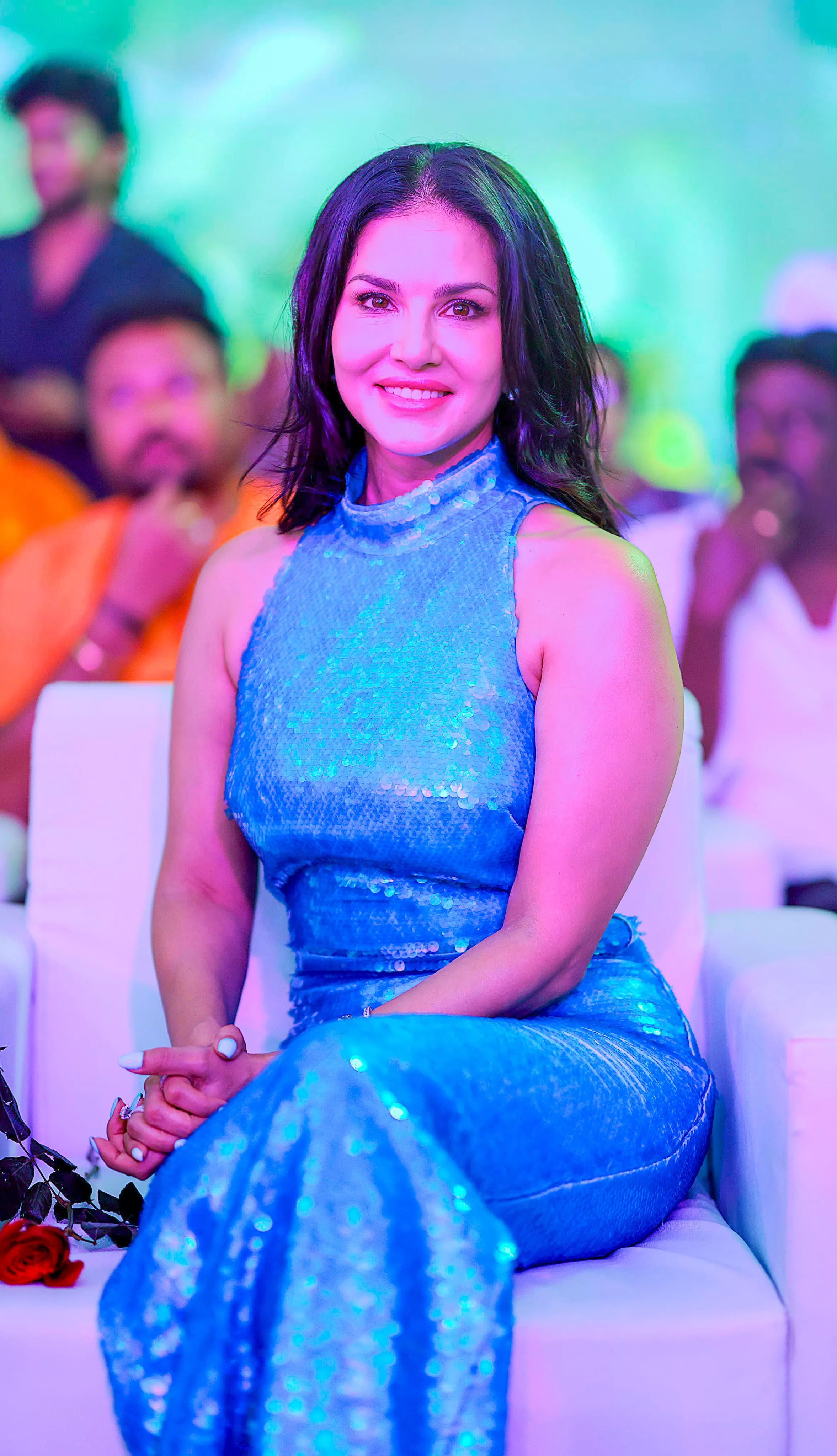 SunnyLeone💝 #pettarap movie latest still🔥