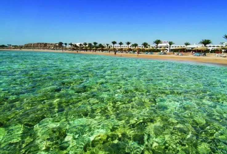 Unusual water color and nature in Egypt