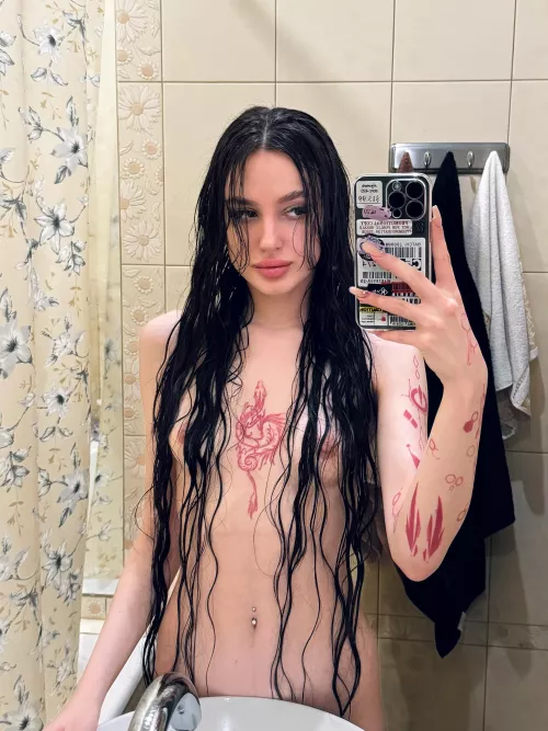 are you digging my slick wet hair look