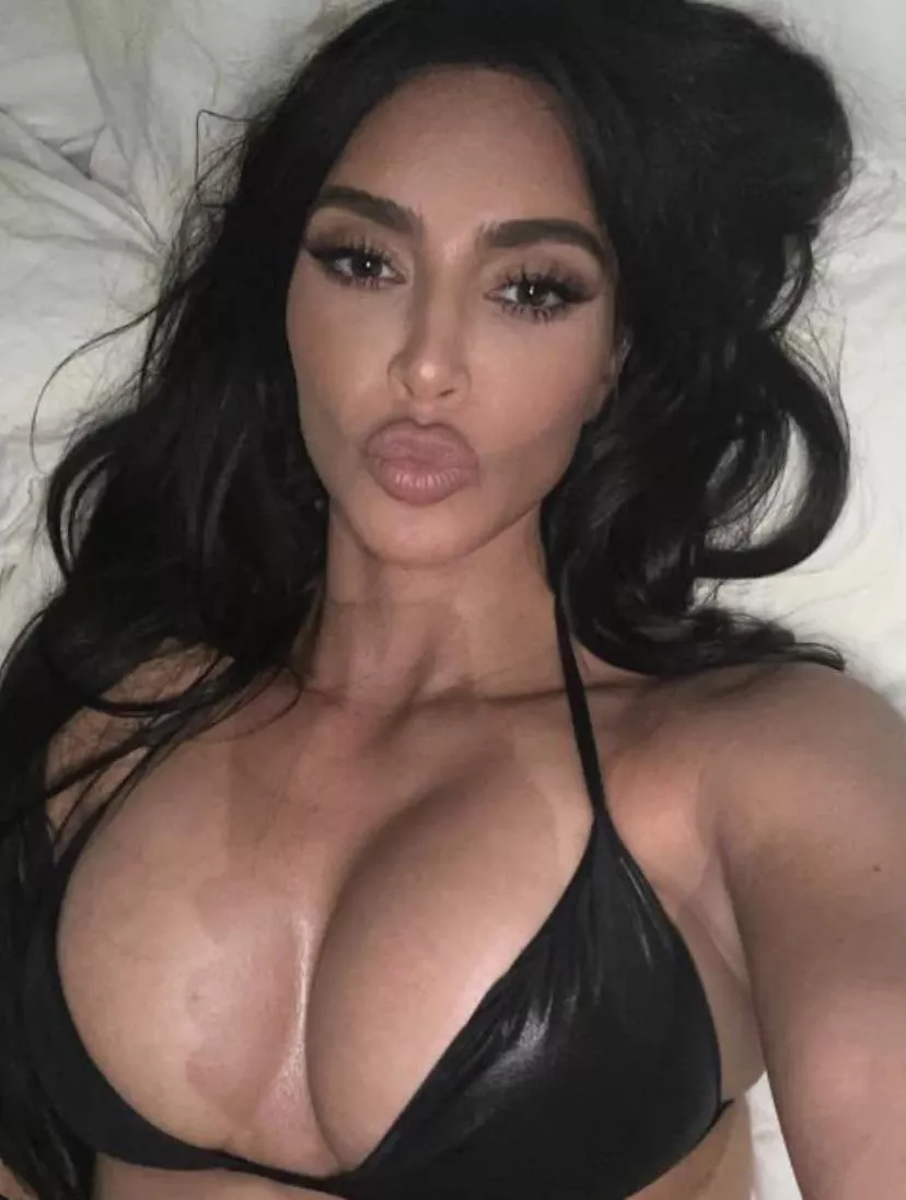 Creampie her or pulling out?