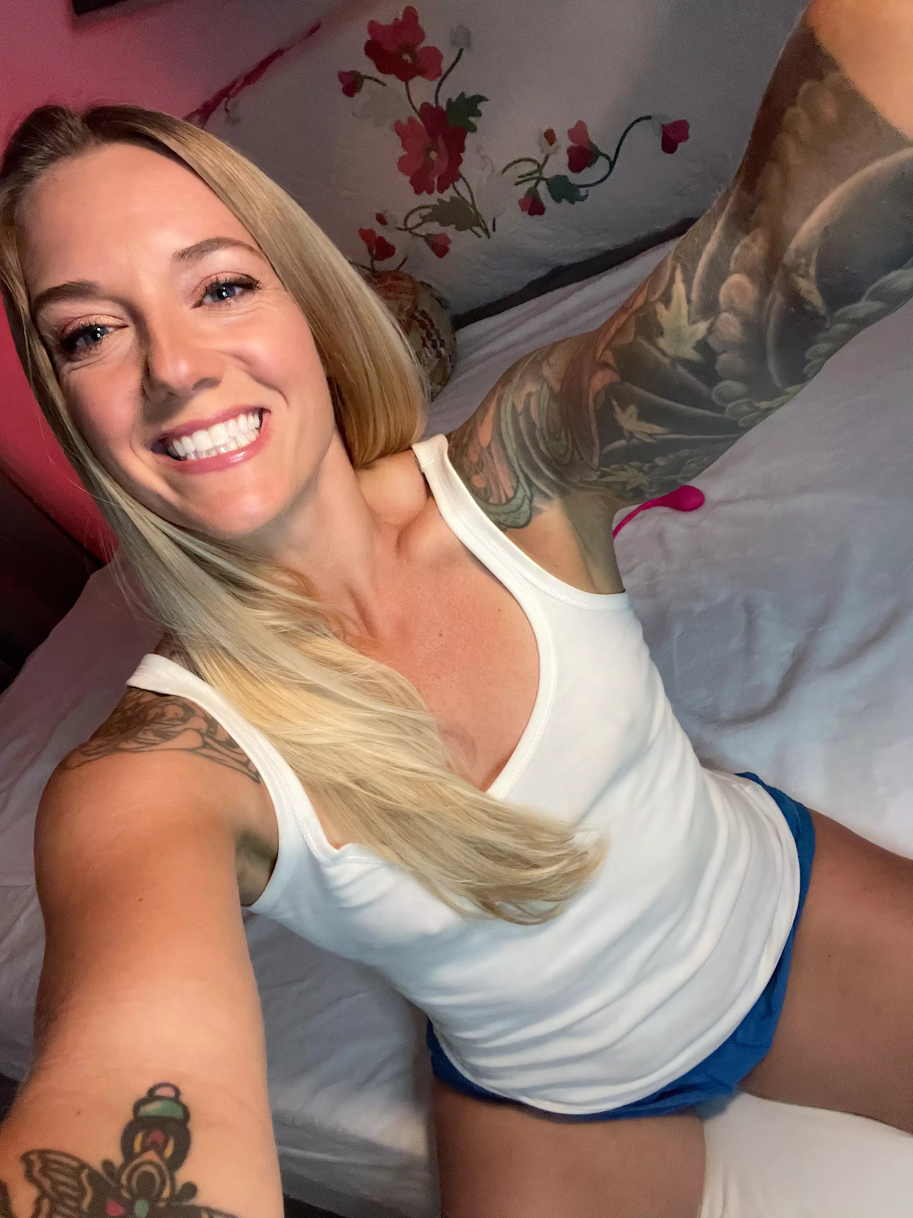 I can’t wait to see you in my stream tomorrow! This is what I wore tonight… 