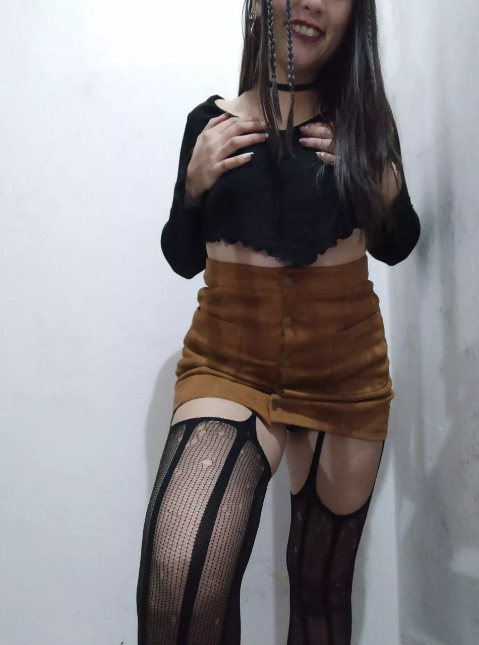 I'm going to party but I can go to your bed