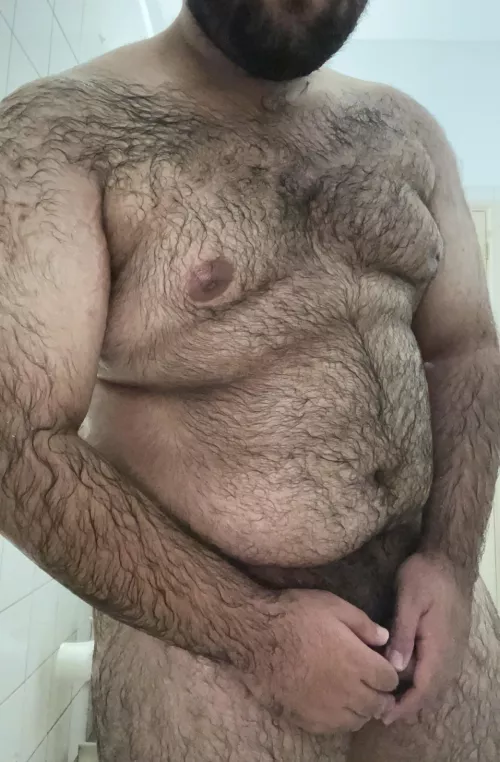 Is this much hair in this 21 bottom bear attractive?