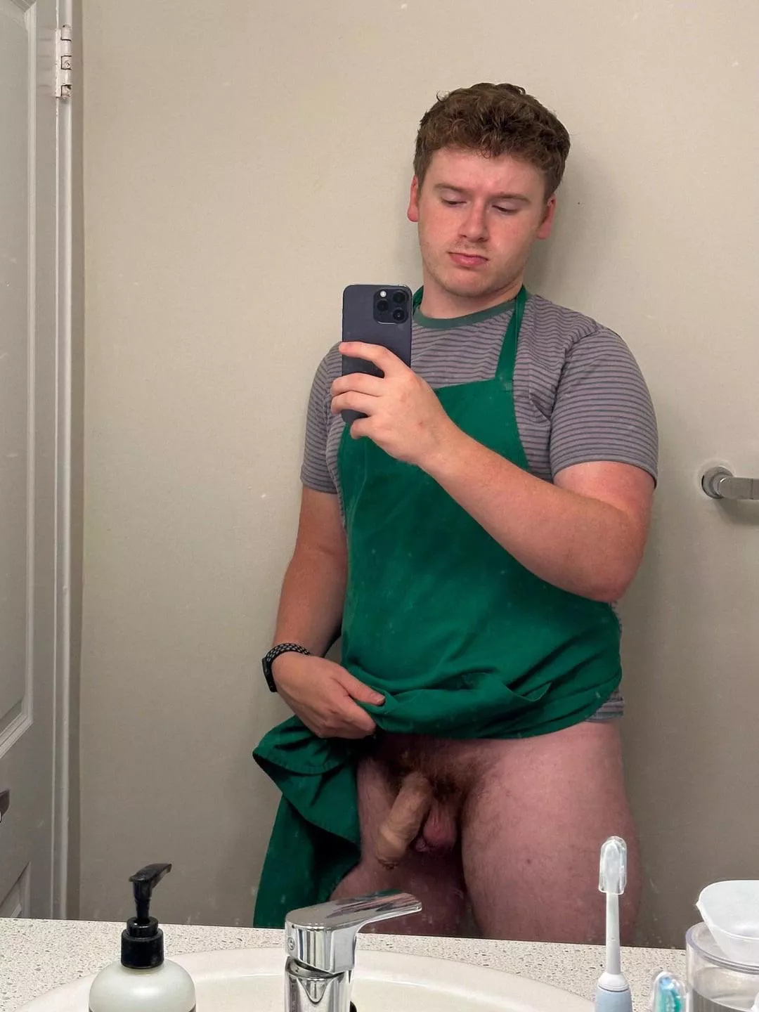 I’ve got a pretty dick if I do say so myself 🤤 [26]