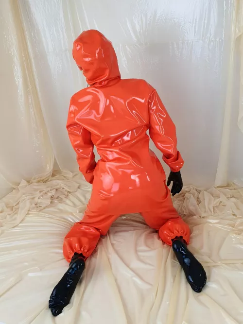 Layers! Heavy raingear over catsuit! 