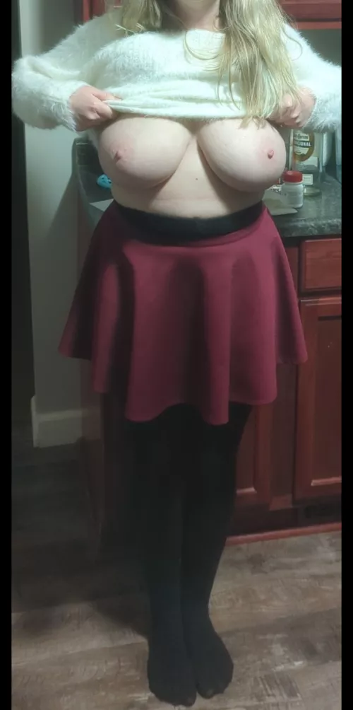 My milf ghosties are the besties 👻😜