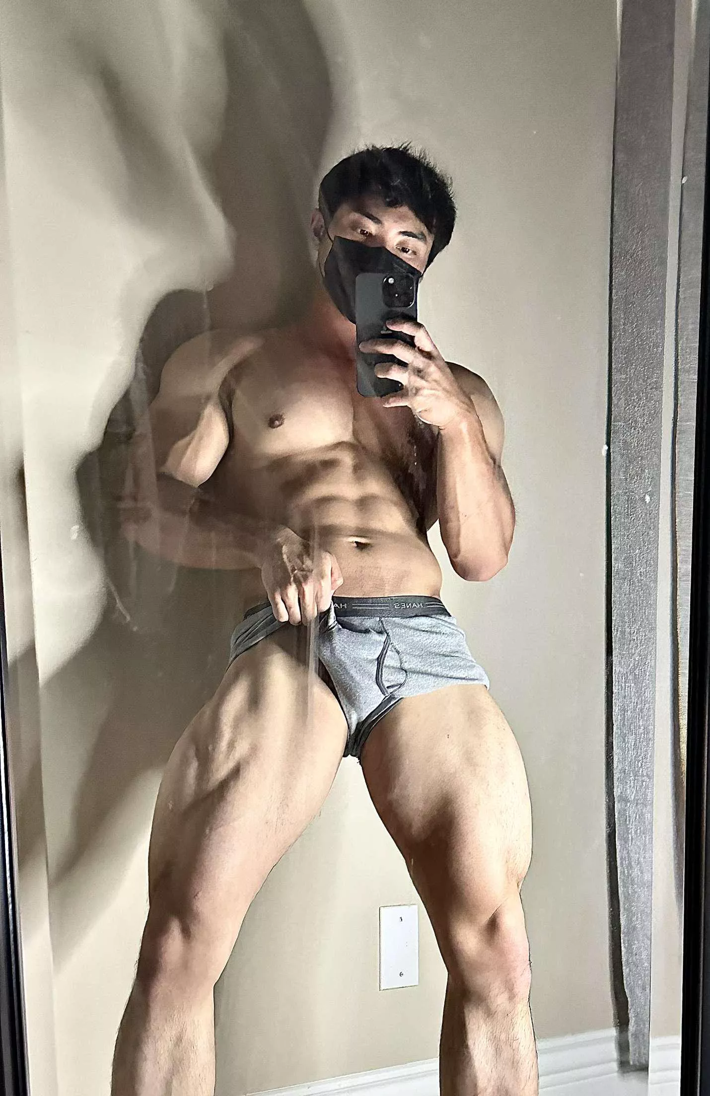 [19] I hate alarms. Wake me up by blowing me instead?