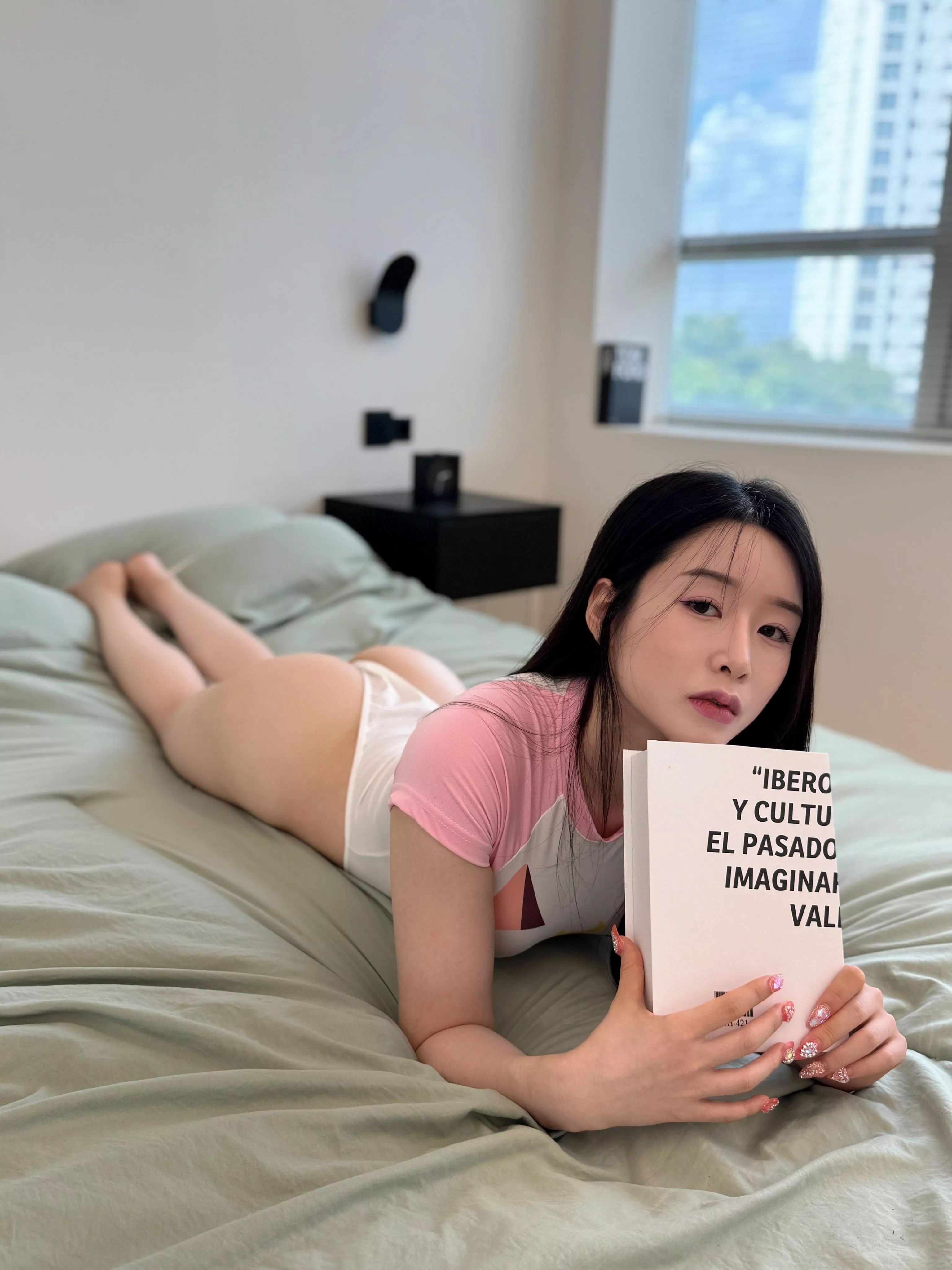 Does this wife get your attention :) 