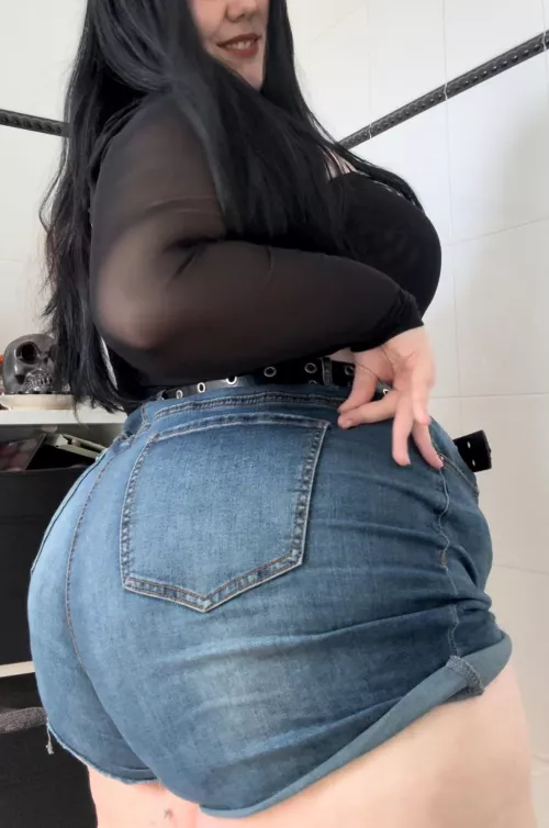 double cheeked up 🤭