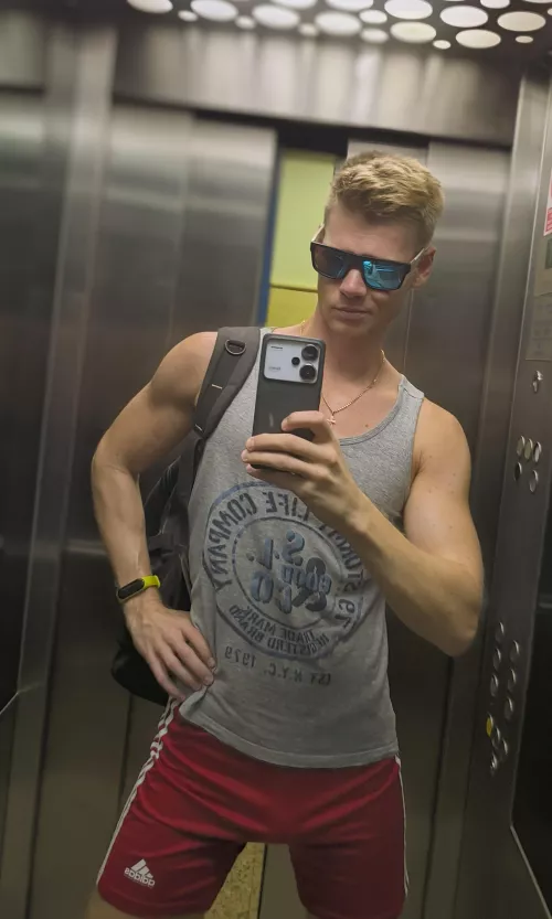 Have a Great Day, Everyone! 🌈Do You Mind Red Shorts? 😜