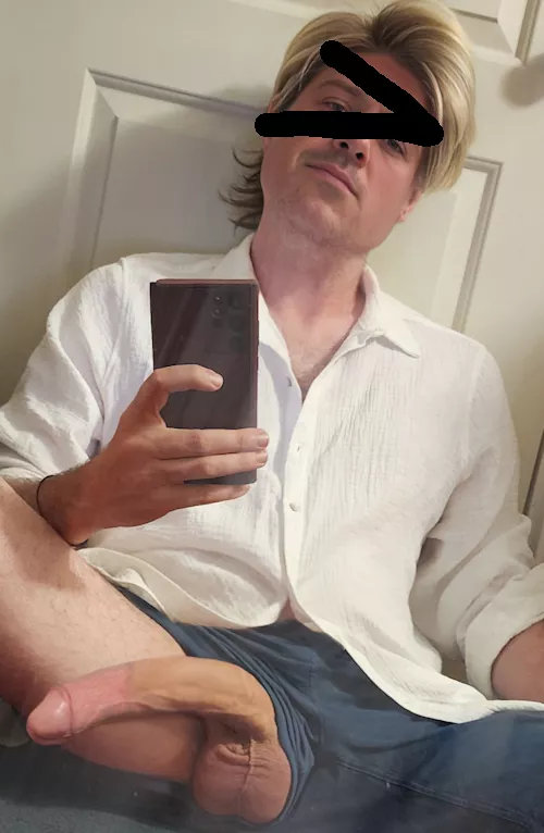 I missed bisexual awareness day, but just remembered, that's EVERY DAY for me! Come and get it fellas! Pardon the dirty mirror.