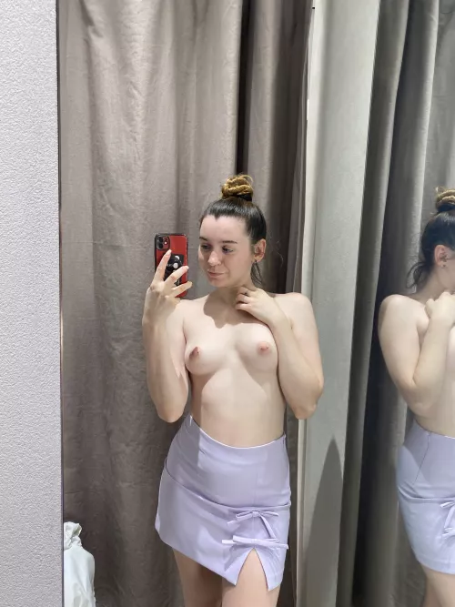 I'm trying on something in the fitting room and I think I've found the perfect skirt