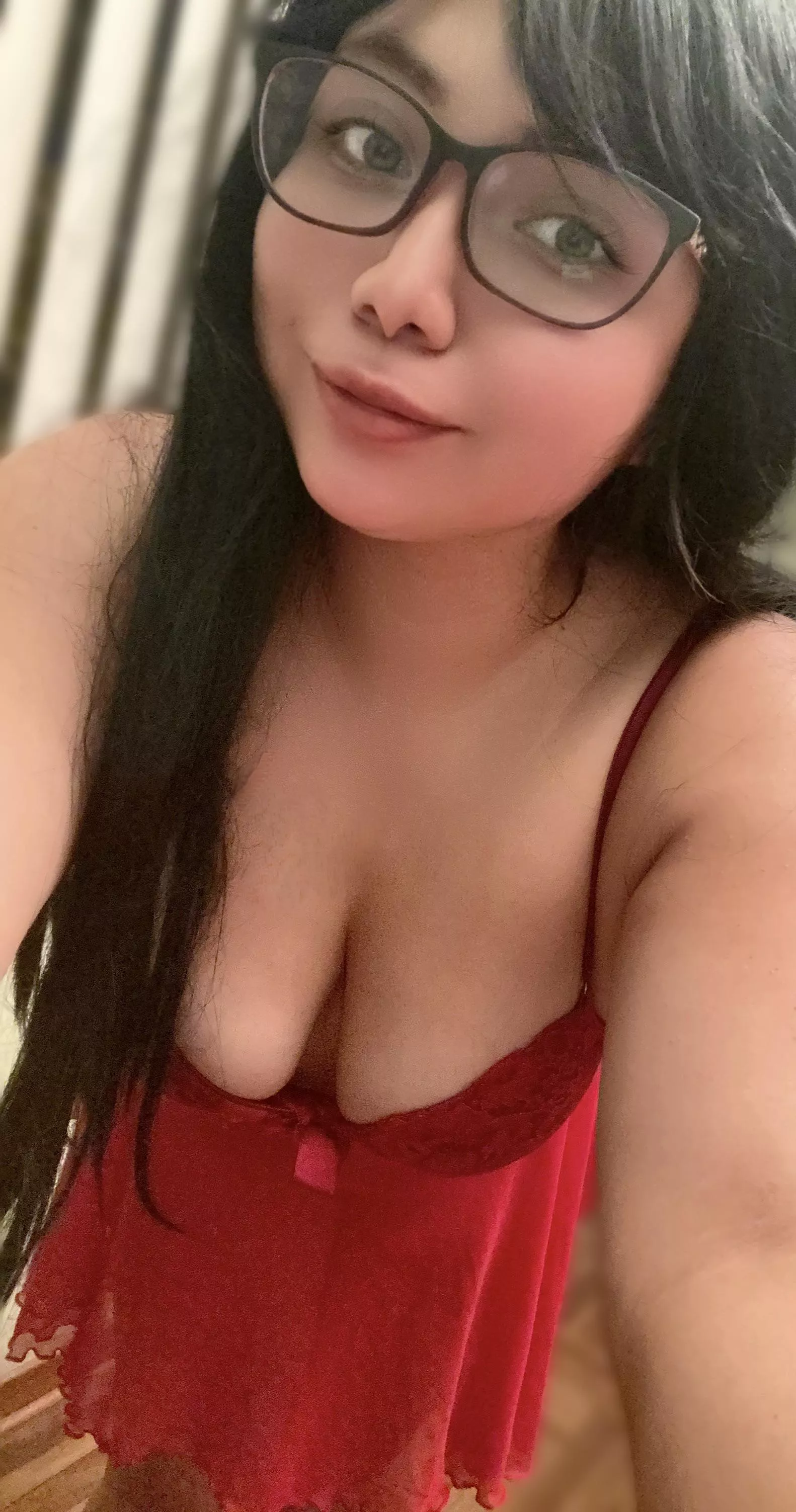 Remember, good girls will always send you cute selfies