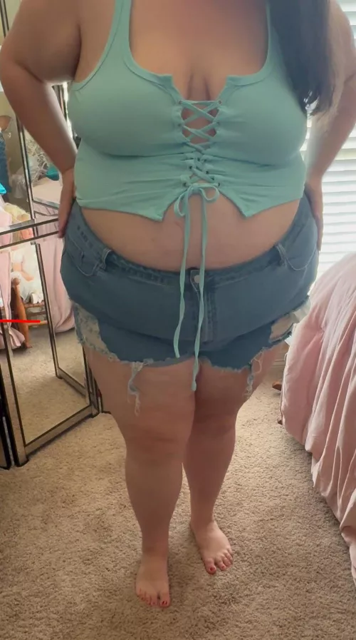 Saying goodbye to summer with one last saucy outfit 💋