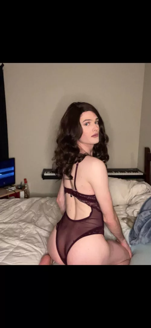 What would you do if you walking in on me like this? 🙈