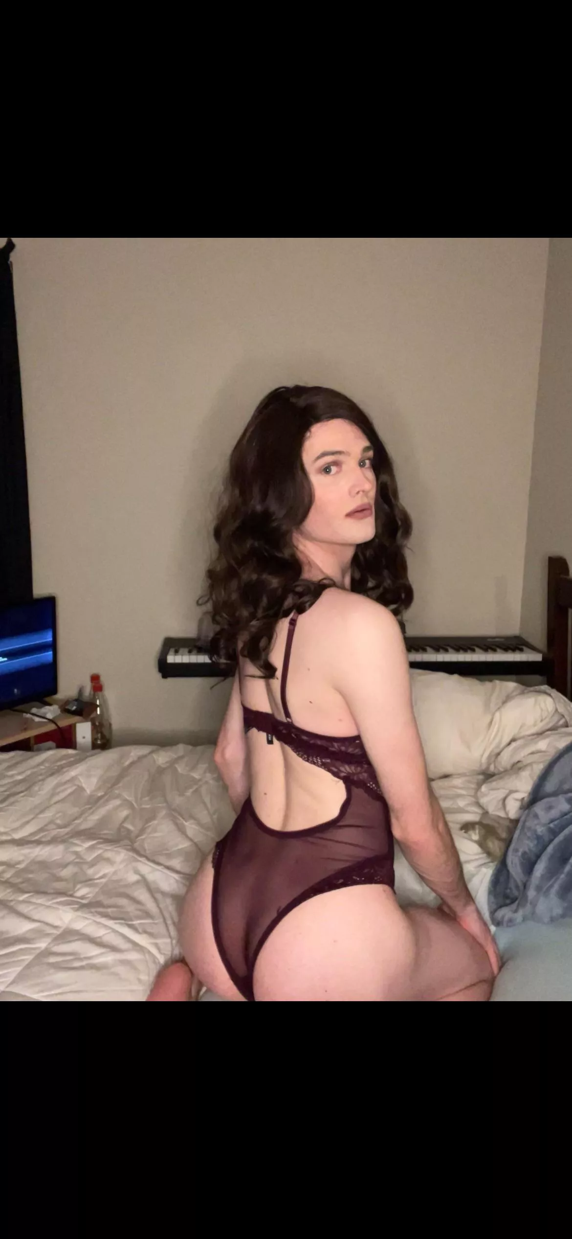 What would you do if you walking in on me like this? 🙈