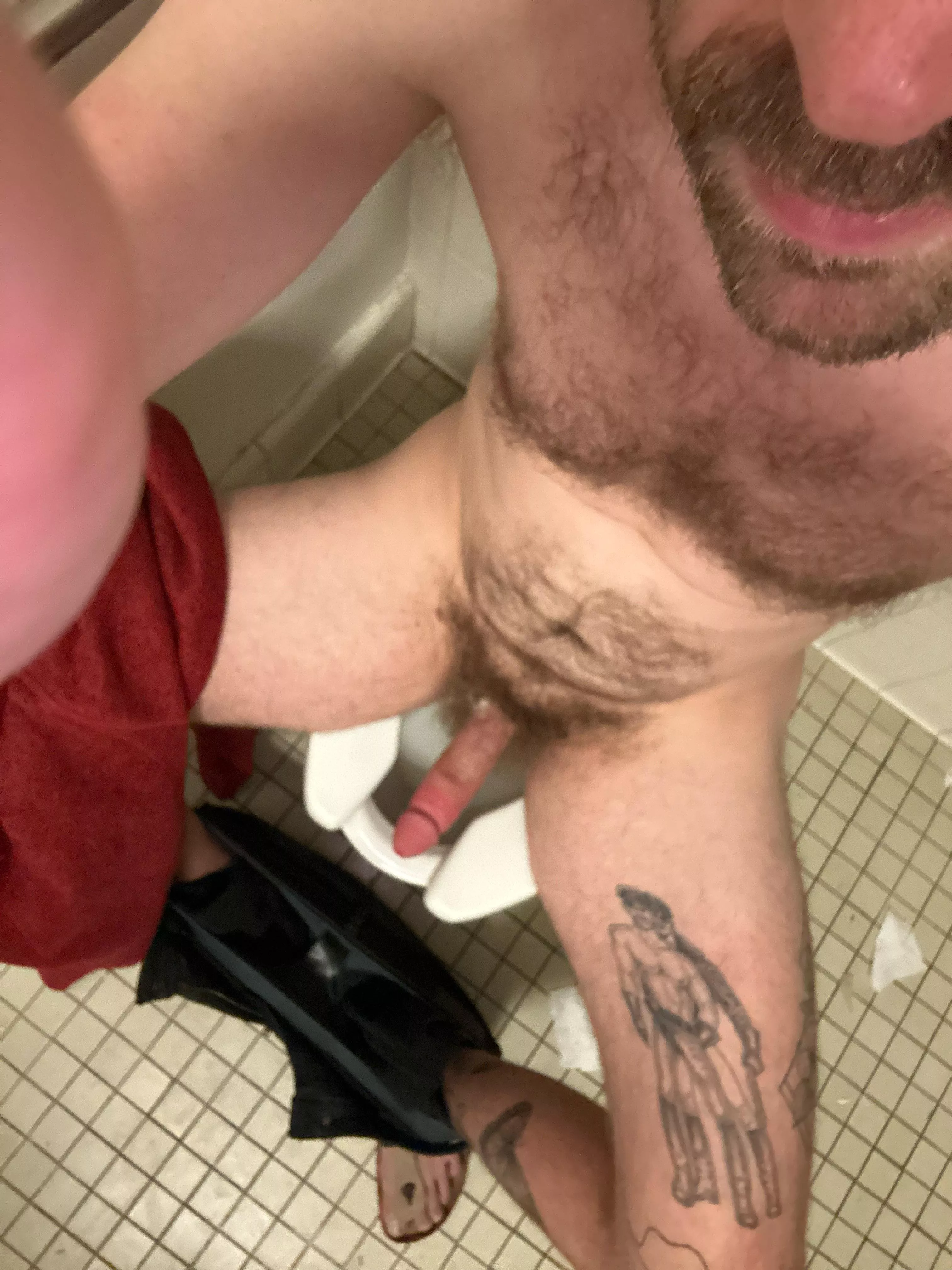 34m discreet bathroom jerk. acm1205