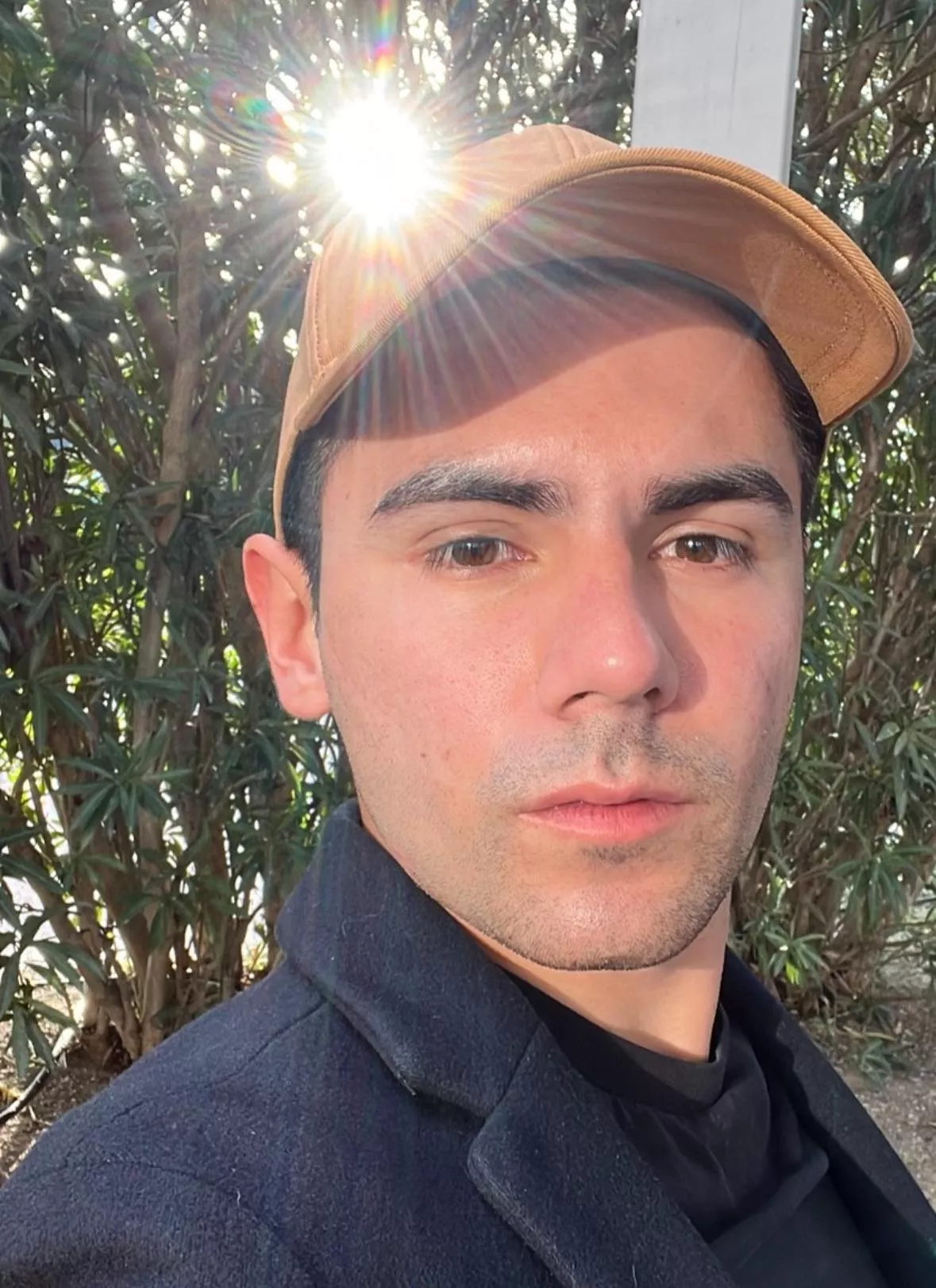 A bit camera shy but hey everyone 🫶🏻