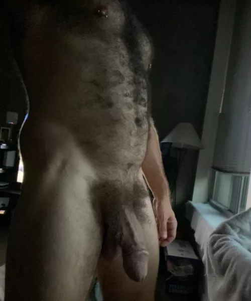 Anyone coming to have fun with me?