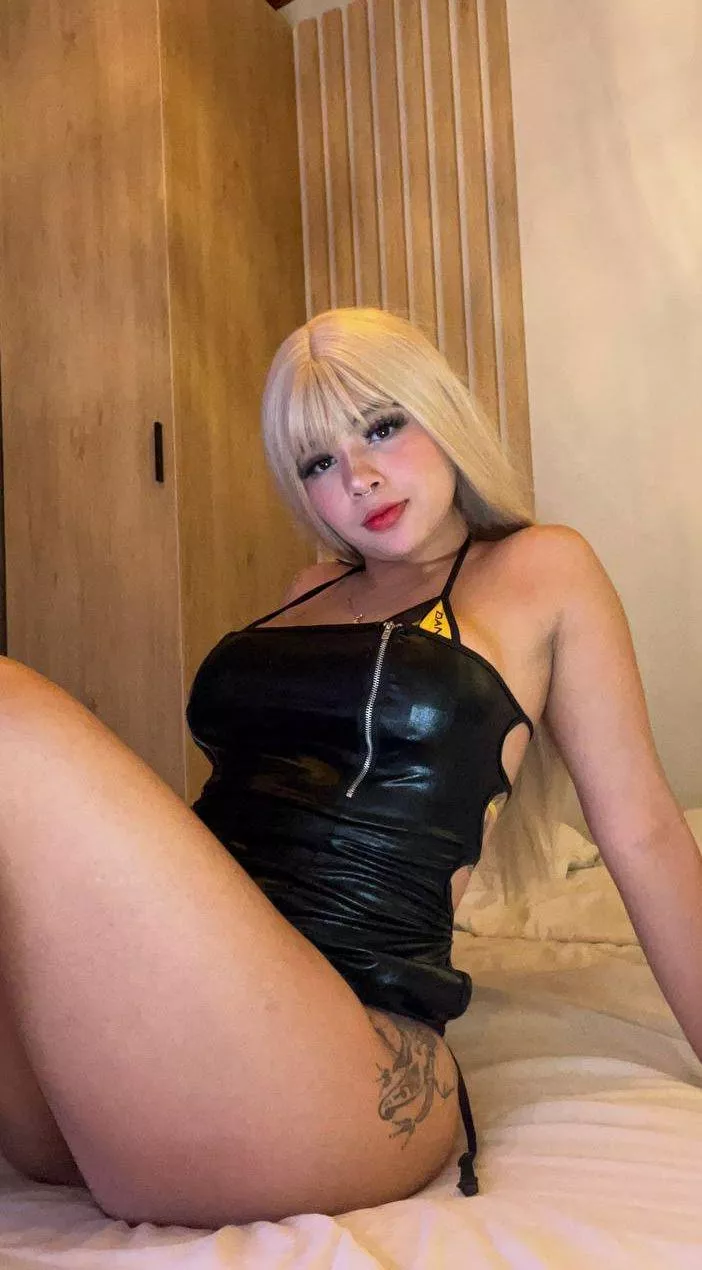 everything that happens between us stays with us, and yes im legal 