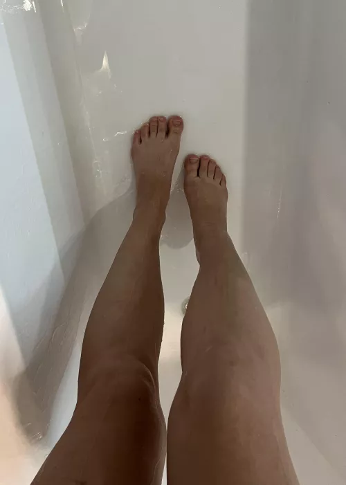 Feeling good about my legs today [wife]