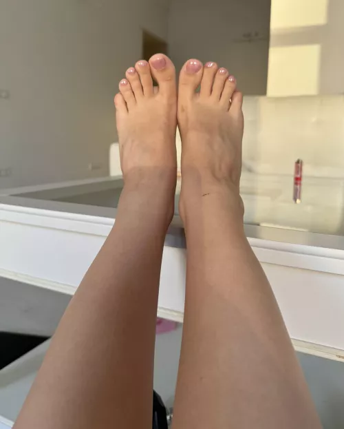 My new pedicure for the week [wife]