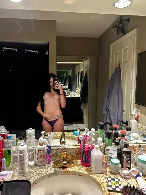 When im in my purple panties, im always a slut [F]