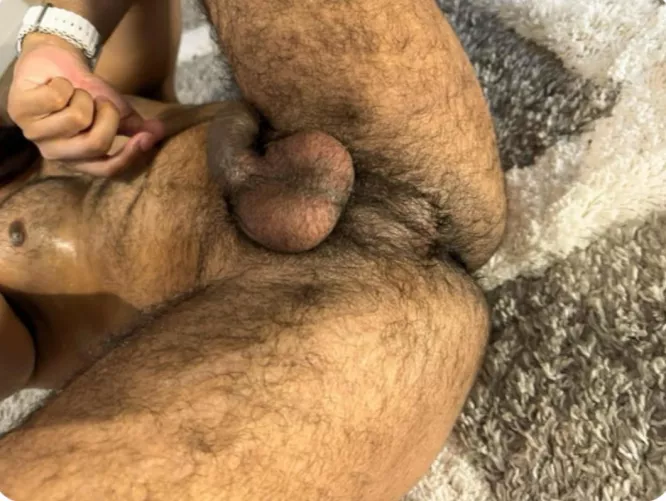 Where would you ever start to lick 🤔 