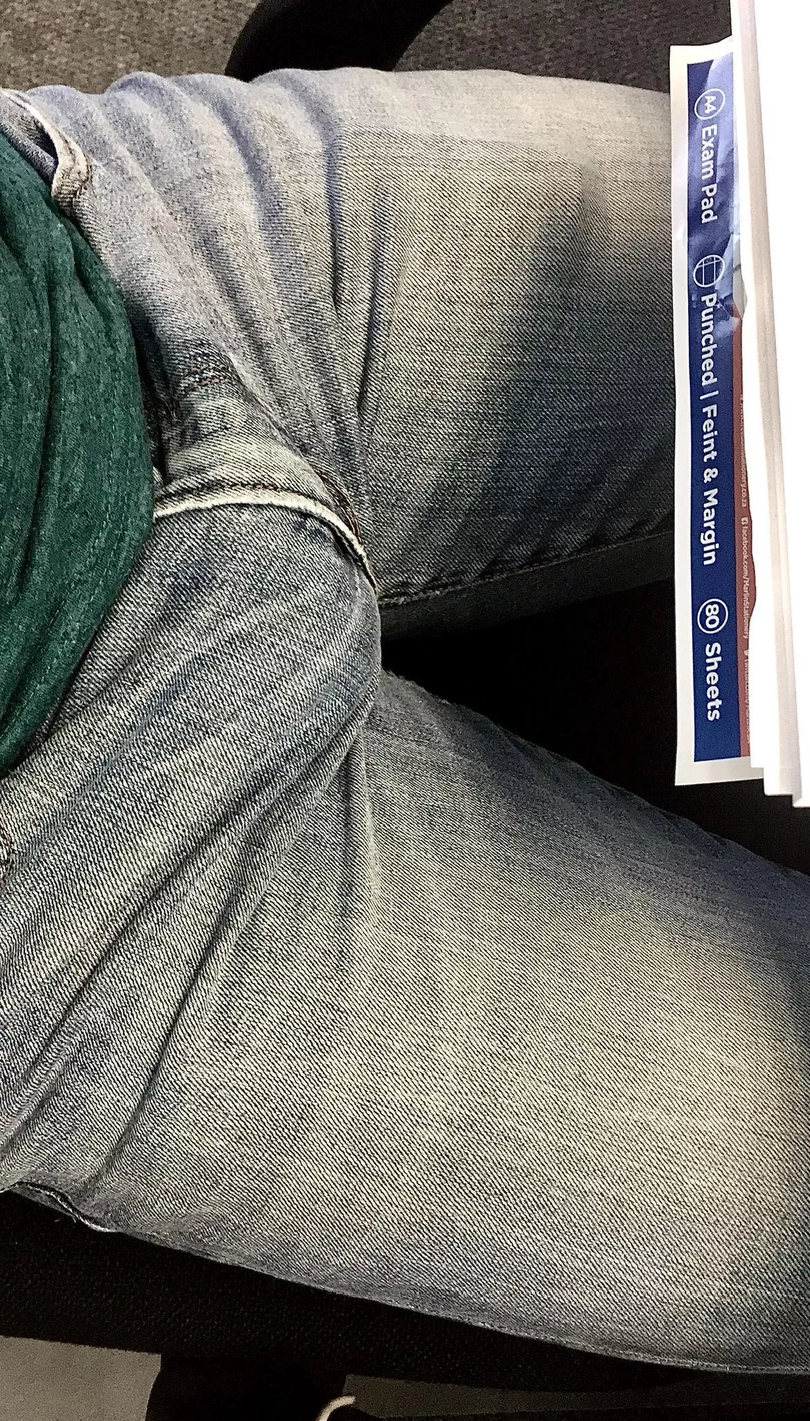[32] Office bulge 