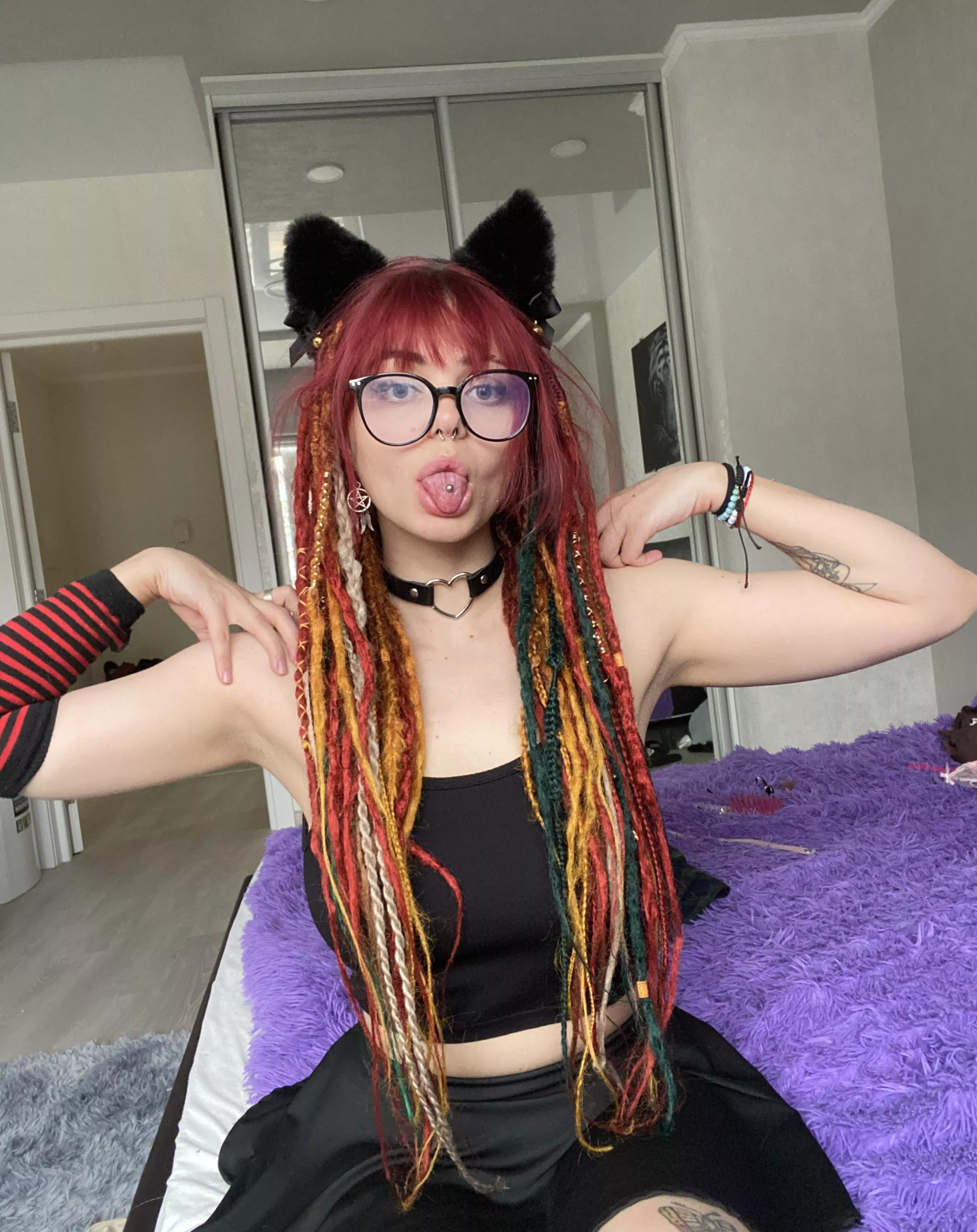 Domesticate this cat girl or keep me wild