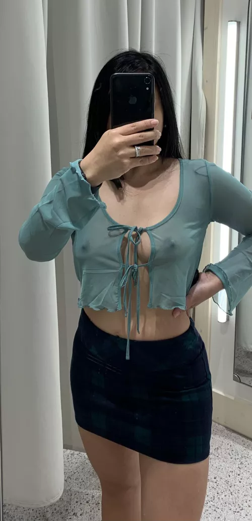 Every shade o(f) green makes my heart flutter 😉Hello Monday!