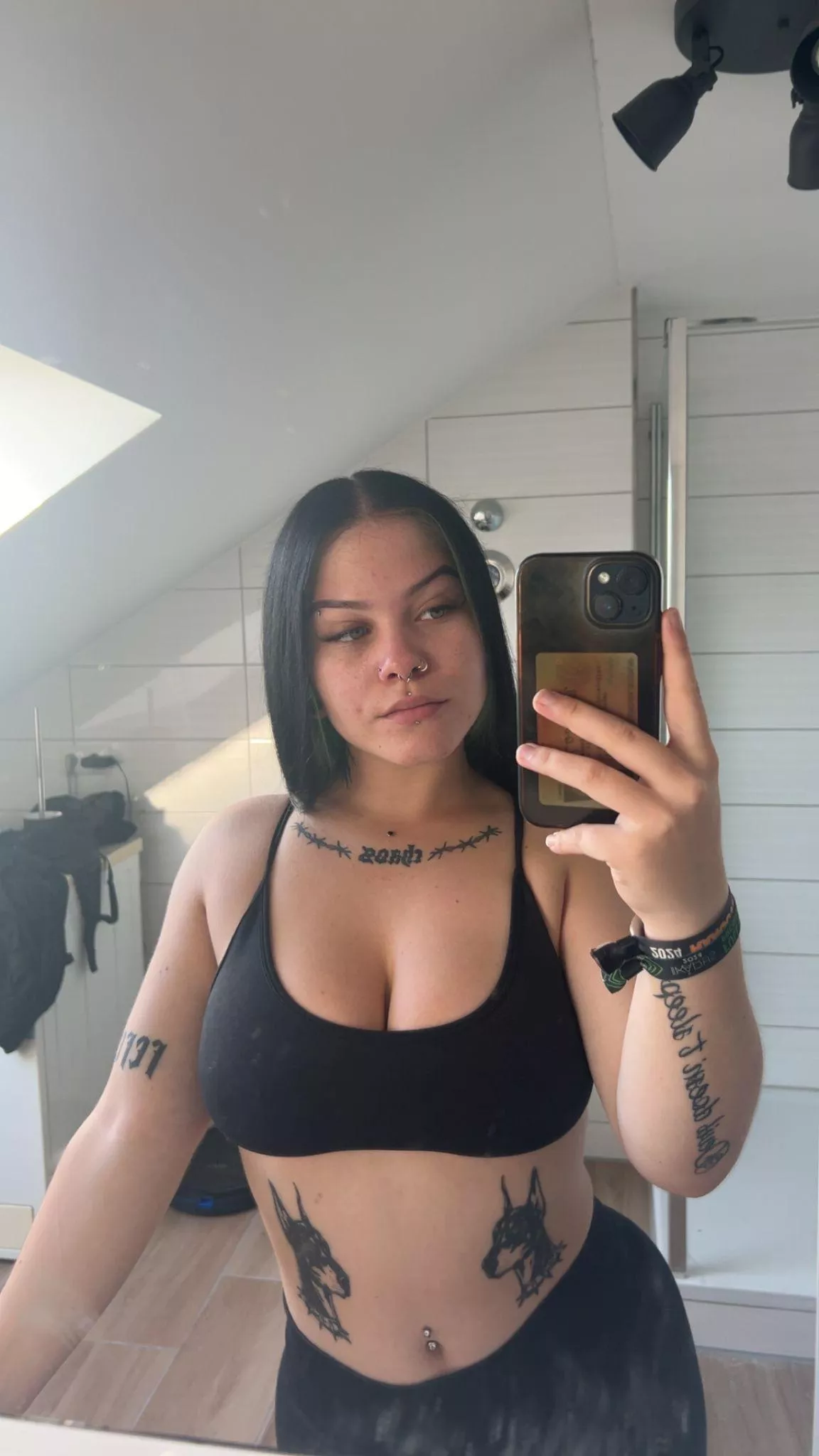 Hey my eyes are up here