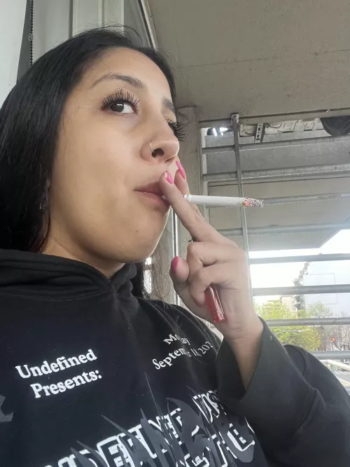 i love smoking content 