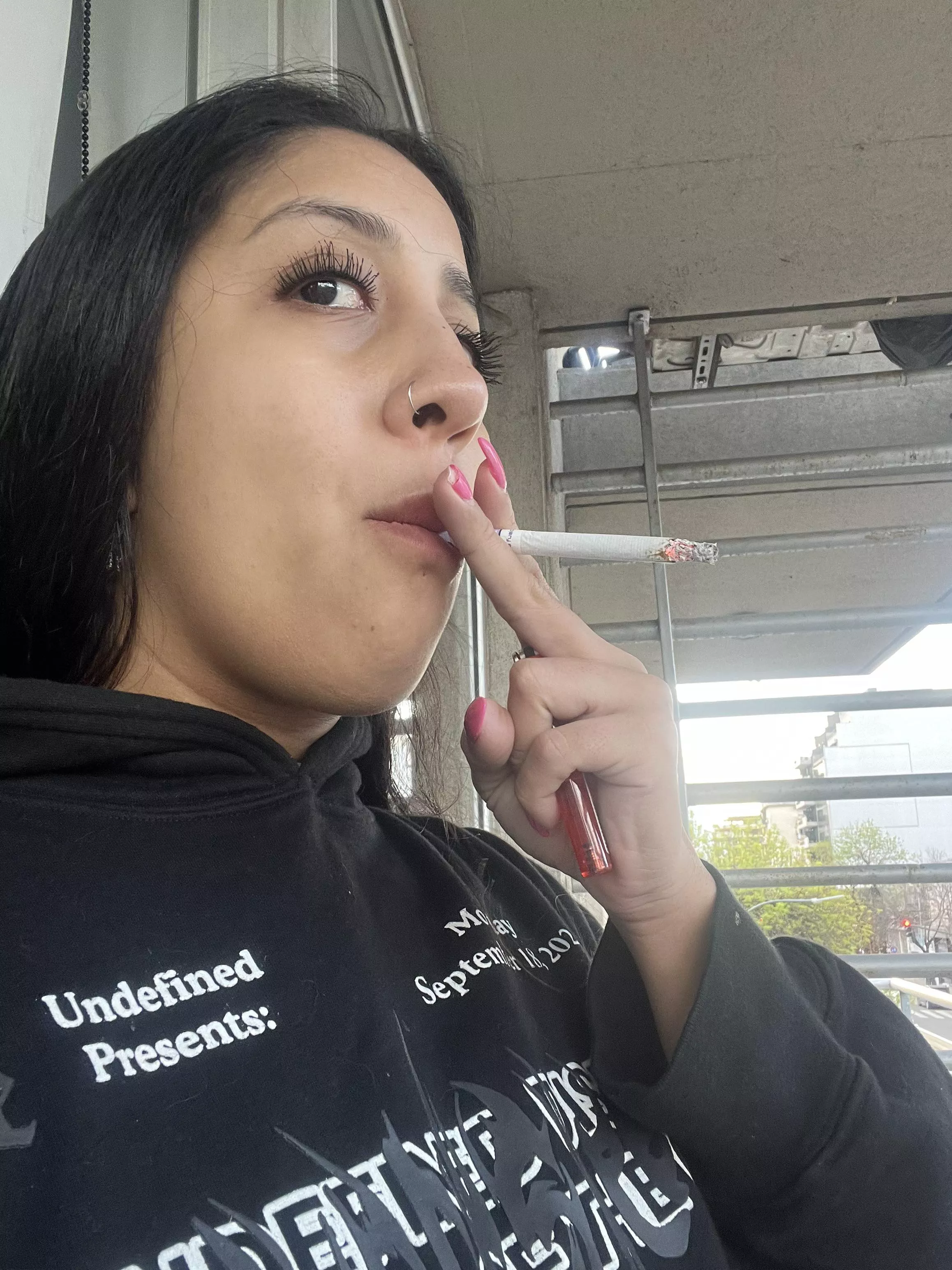 i love smoking content 