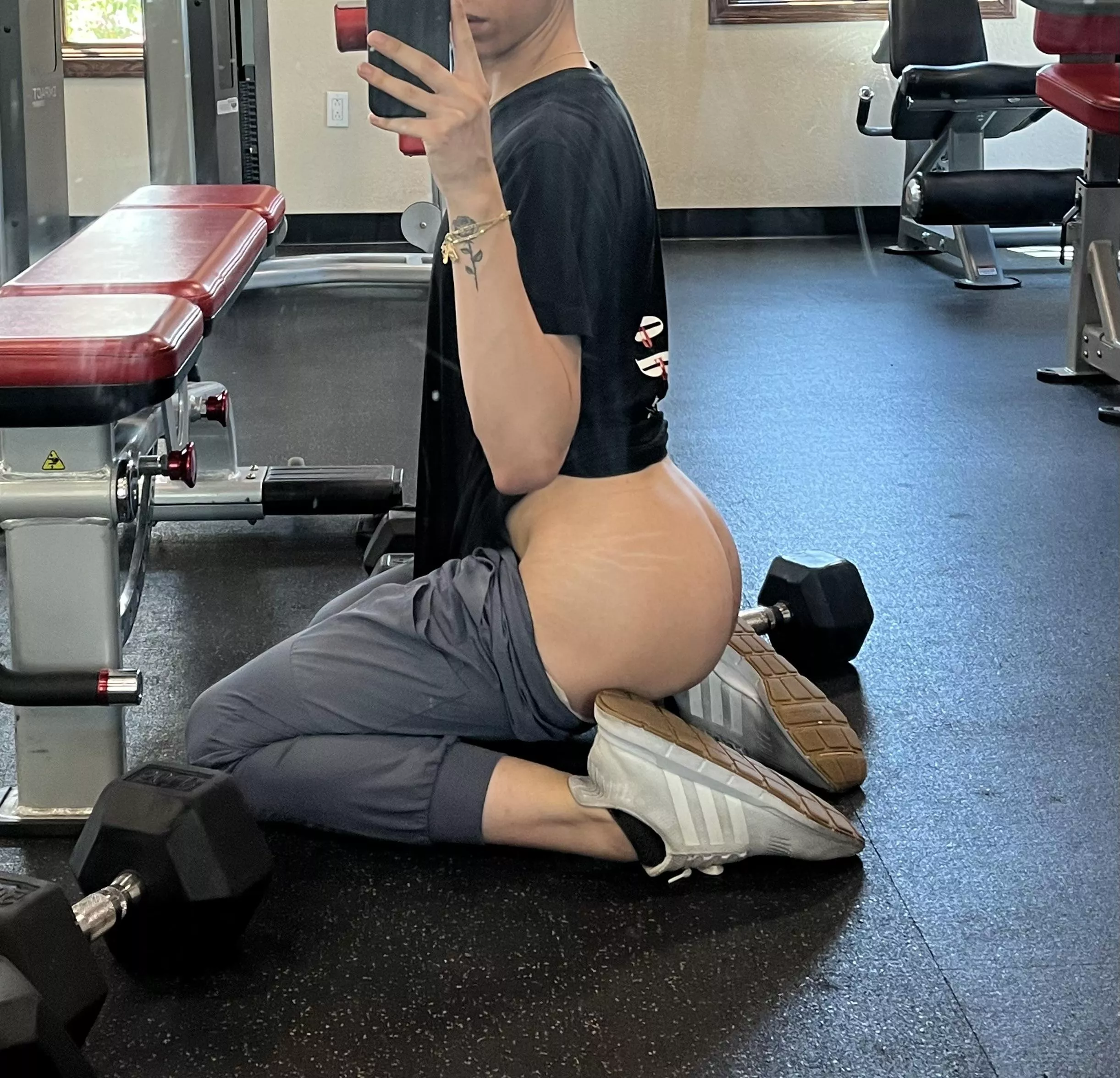 I love the thrill of taking my ass out at the gym 