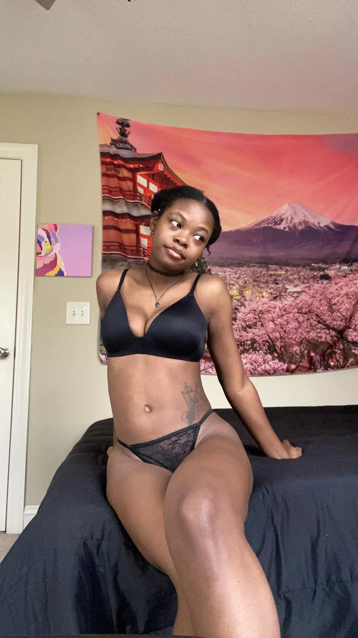 Innocent face vs sexy body 