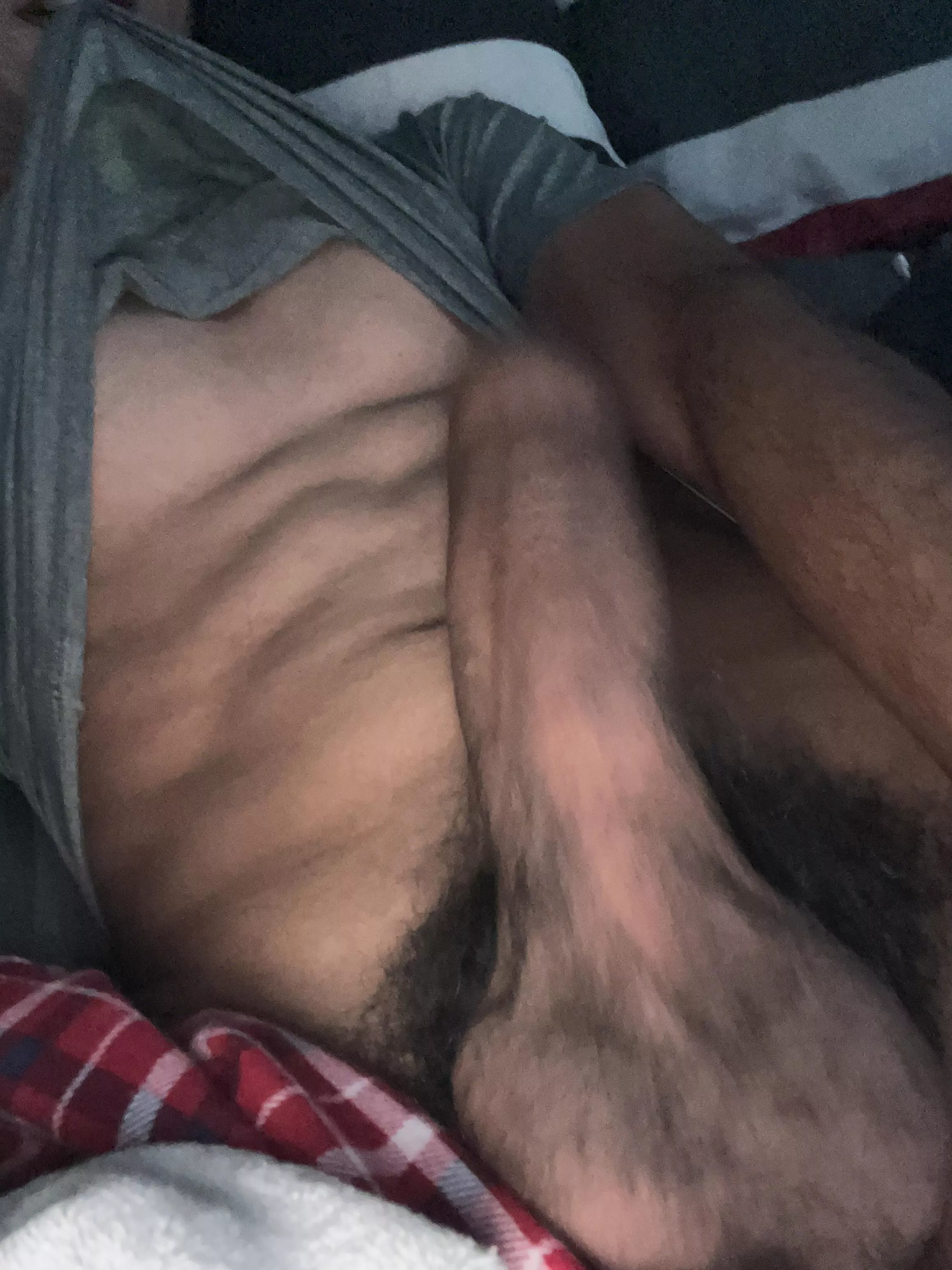 It’s rude to stare come lend a hand or a hole😈