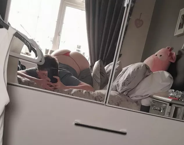 Nobody knows what i wear under my sweatpants