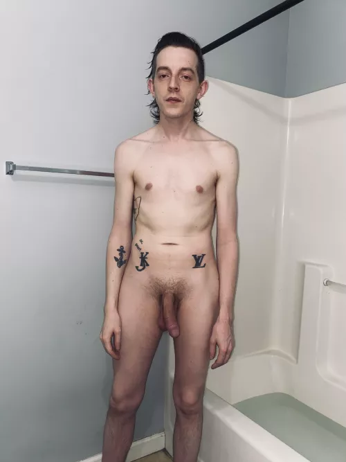 Submissive guy into humiliation. Hmu. 