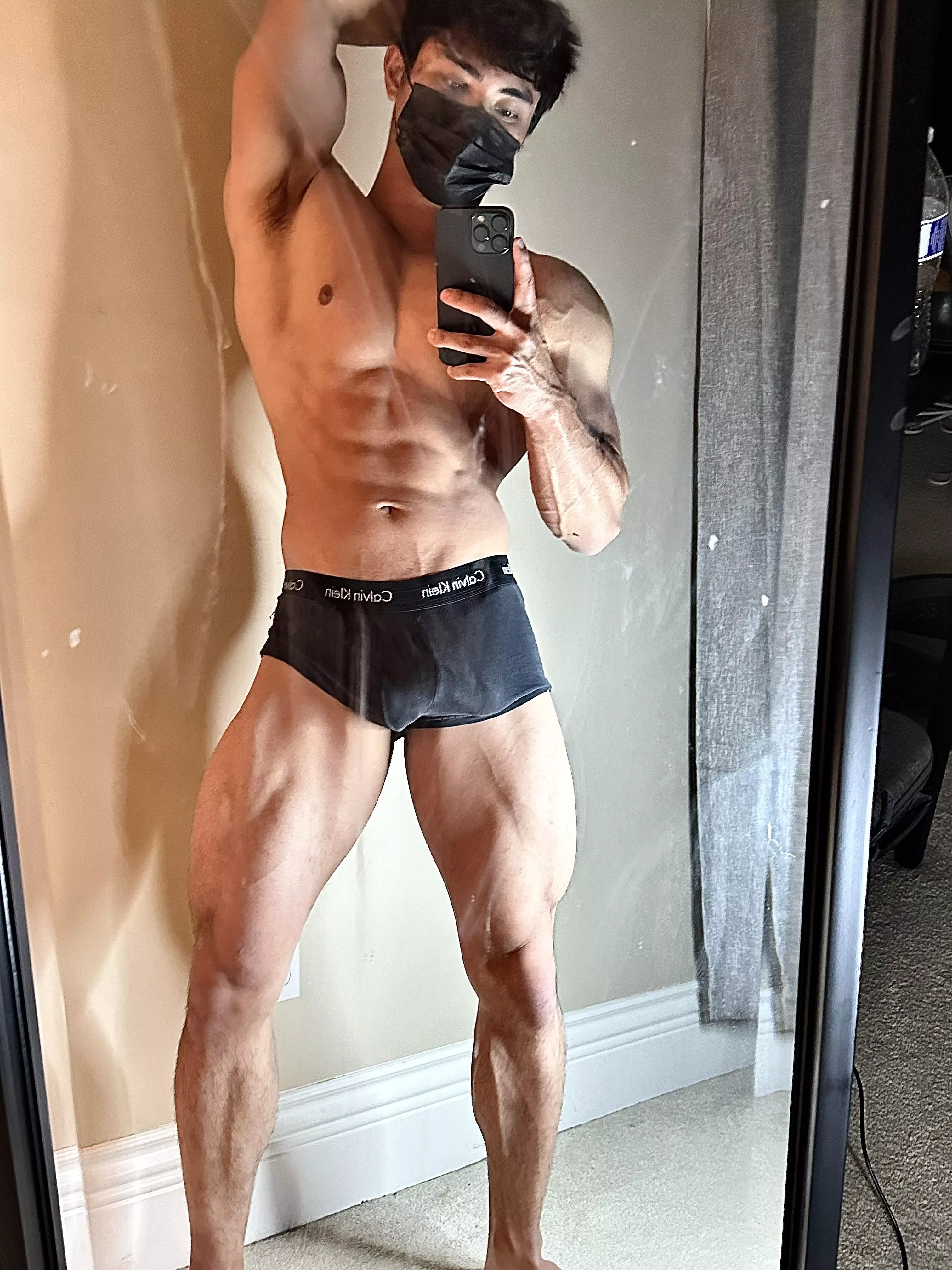 [19] can someone help me relax? ;)