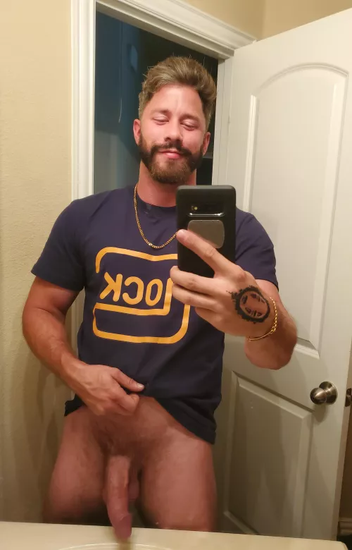 (34) Always keep that thang on me 