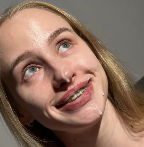 Am I looking cute when I smile