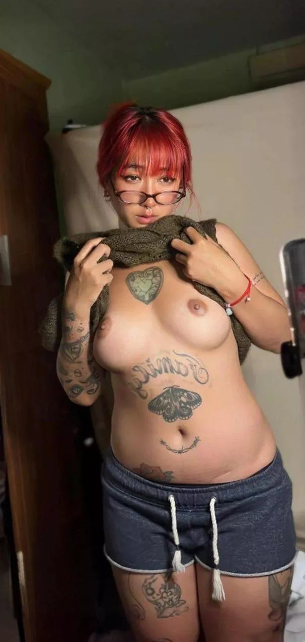 Be honest, do you like girls with tits my size
