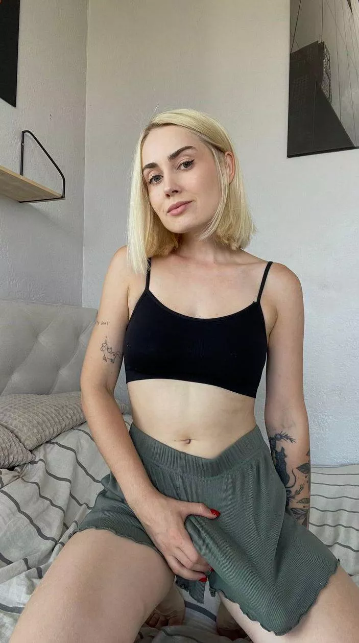 Can you guess how many inches of ripple in my pants? It's almost to the knee lol