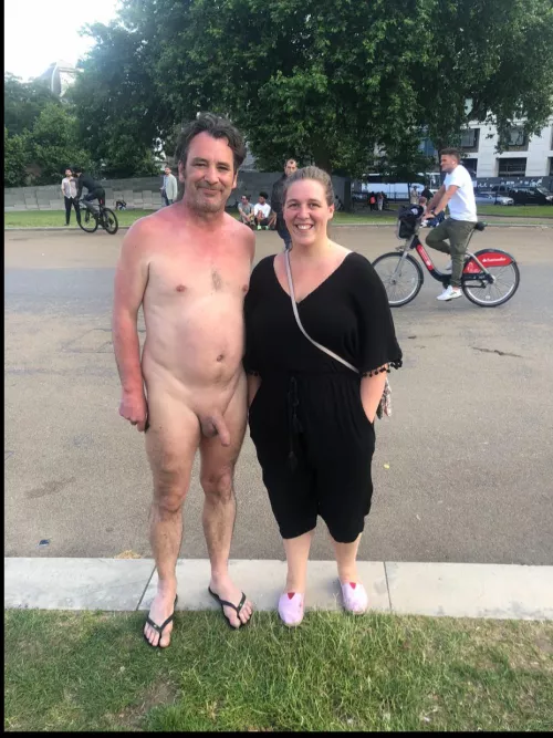 Cfnm #wnbr #worldnakedbikeride 