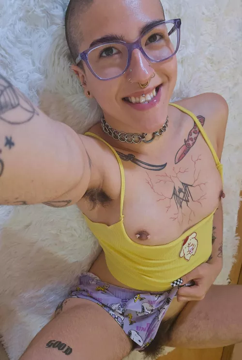 Cute lil tits and a giant bush just make sense together 