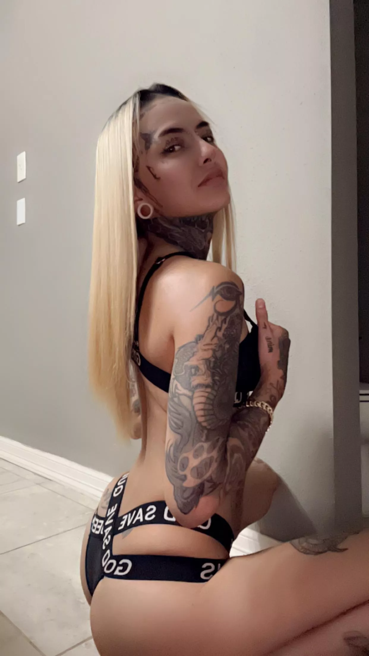 I have always wanted a BF who wants to fuck while blasting metal