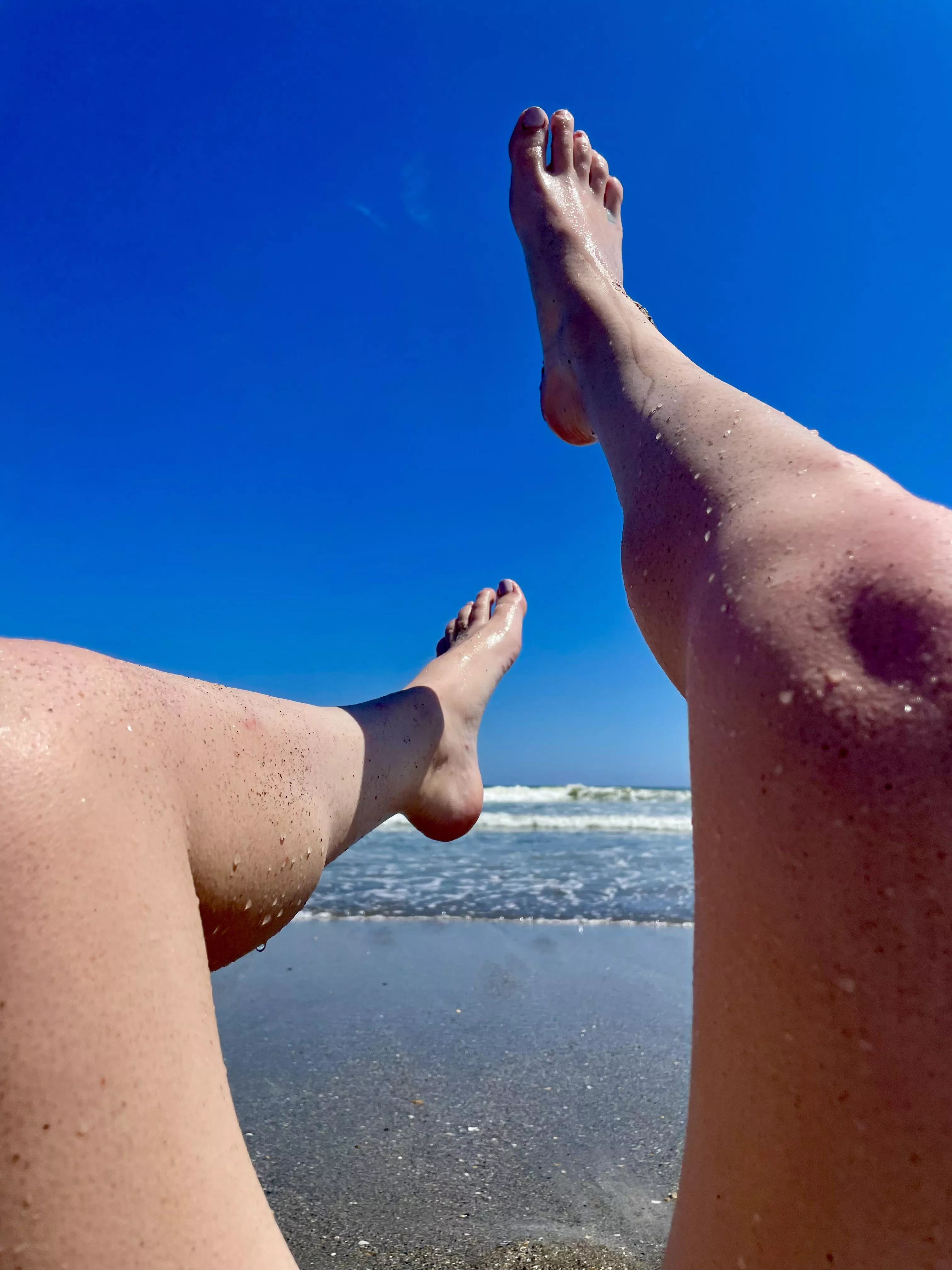 I swear the ocean makes them glitter 