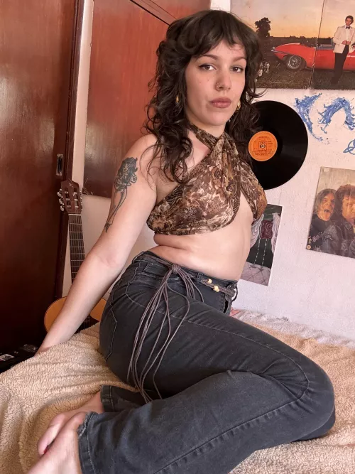 Nothing sexier than jeans and a short top